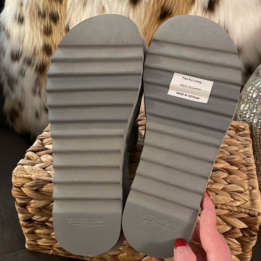 NWOT KOOLABURRA BY UGG SLIP ONS WOMEN SIZE 10 GRAY - Picture 5 of 7